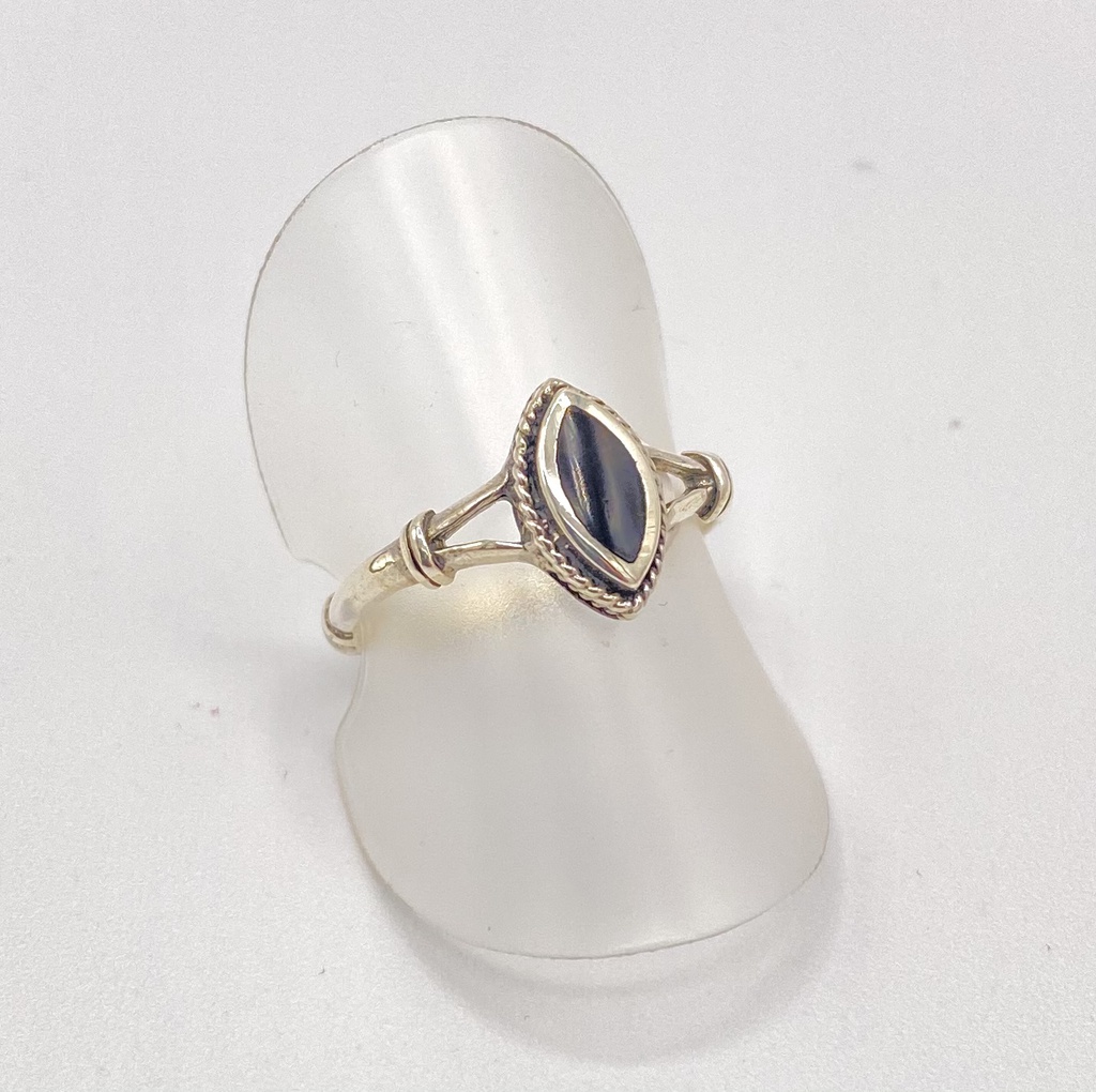 Bague argent onyx allongée anneau bambou